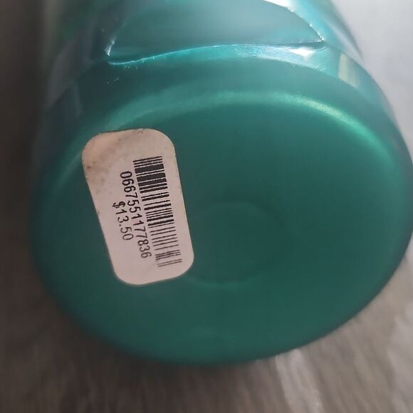 Bath & Body Works VANILLA BEAN NOEL 8oz BODY CREAM - Picture 2 of 5